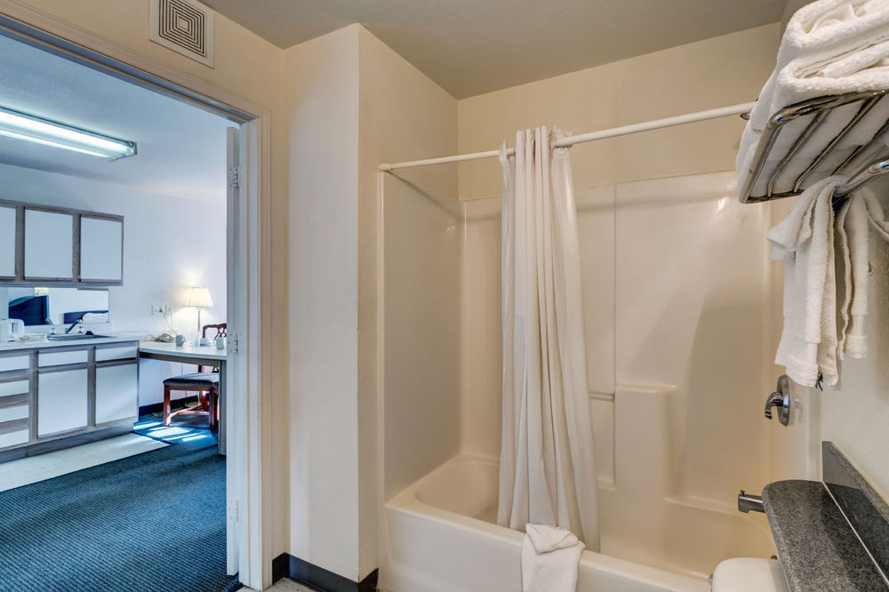 Intown Suites Extended Stay Select Denver - Aurora South الغرفة الصورة